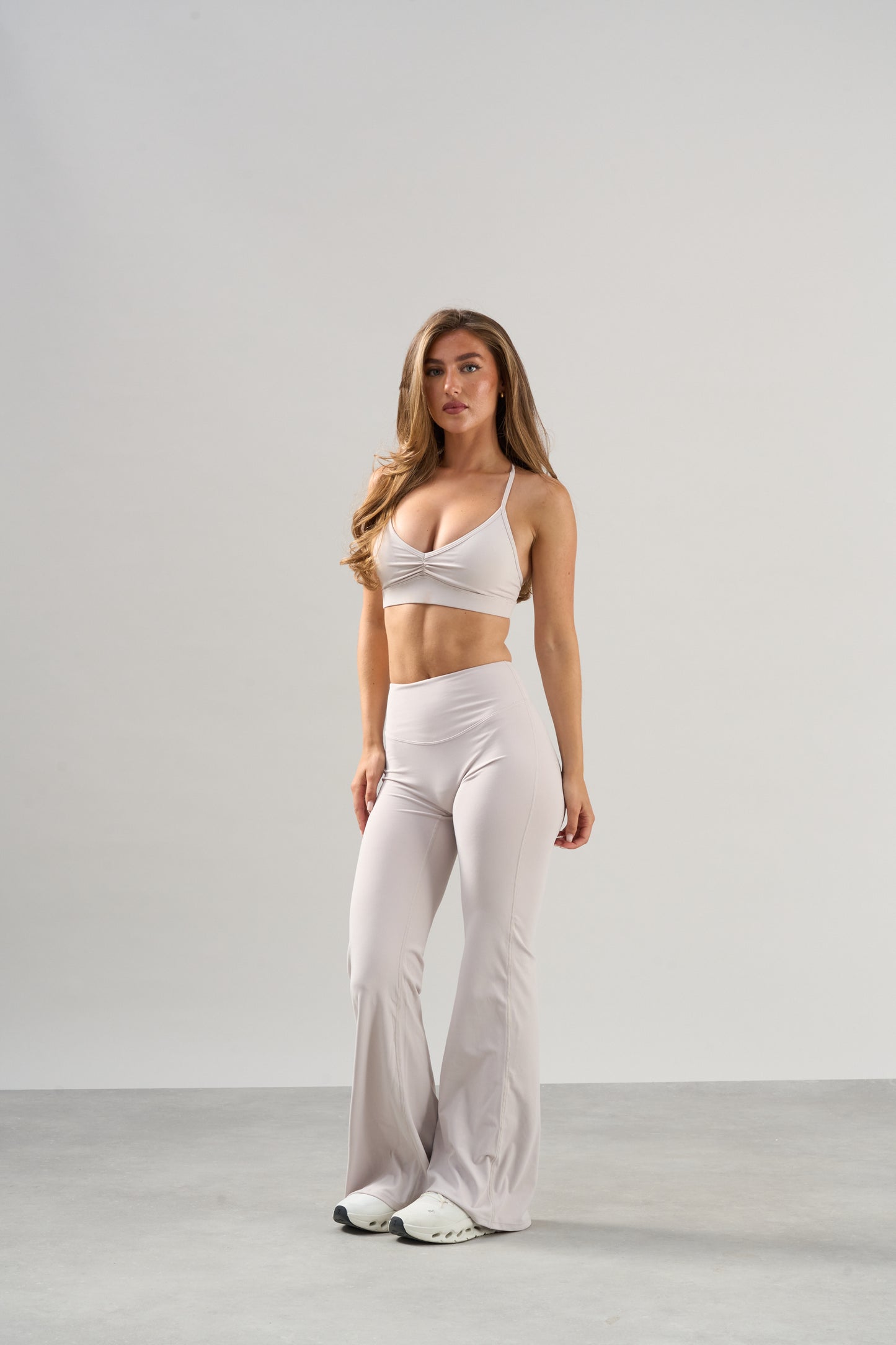 Ultimate Buttersoft V Scrunch Front Sports Bra - Clay
