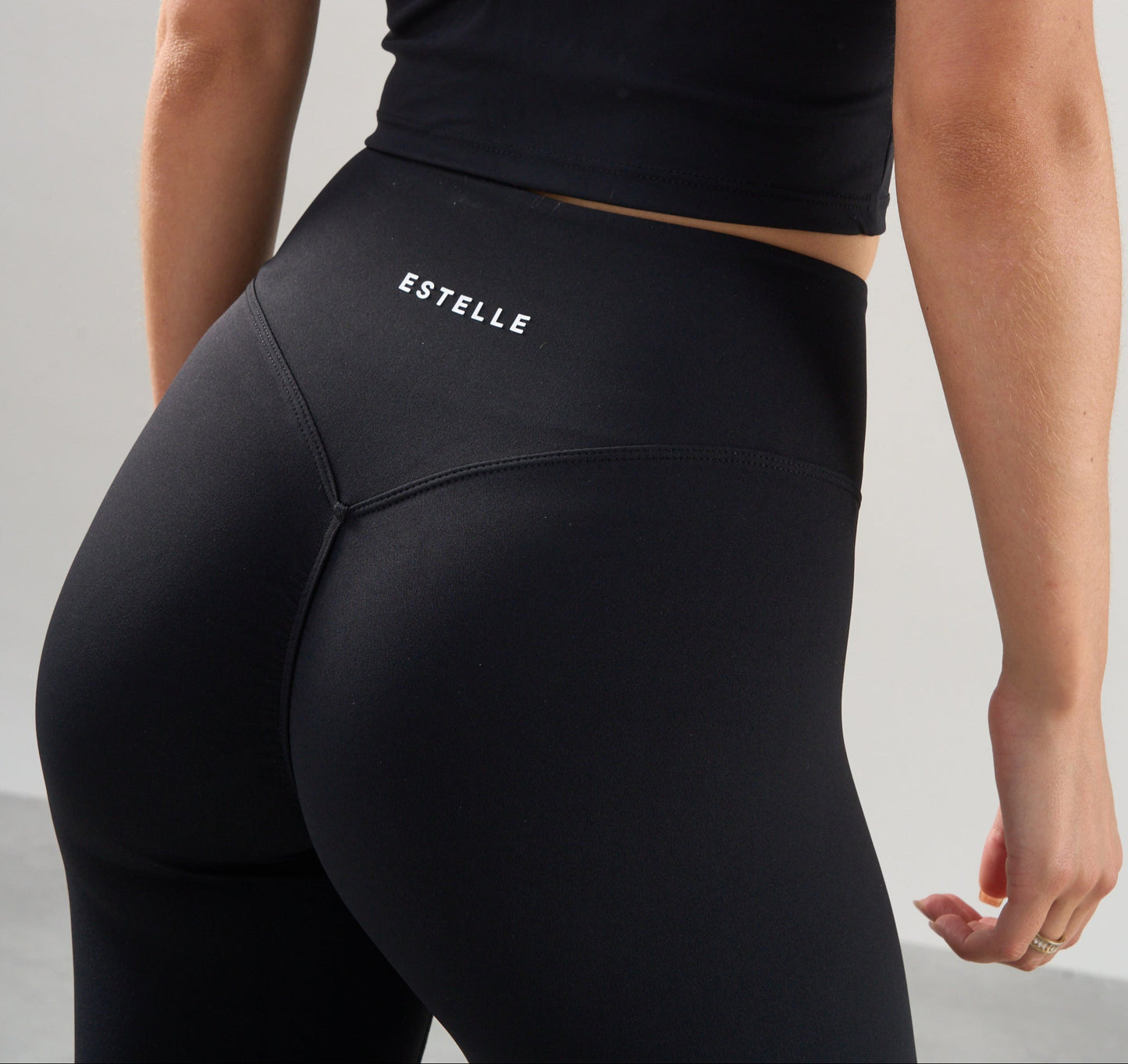 Seamless Invisible Scrunch leggings -Black