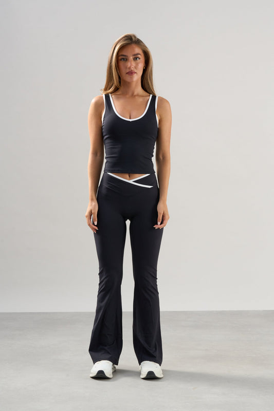 Contrast Seamless Flare Leggings  - Black