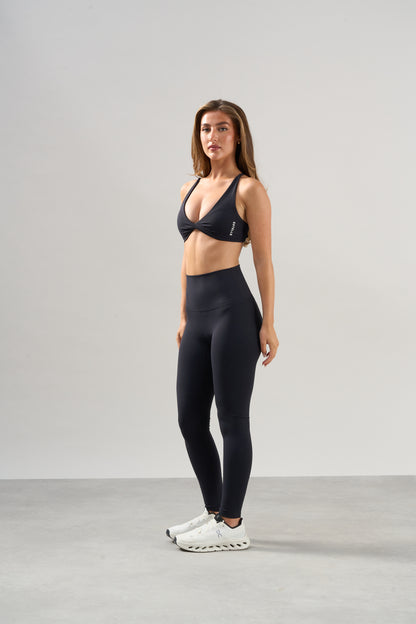 Ultimate Twist Front Sports Bra - Black