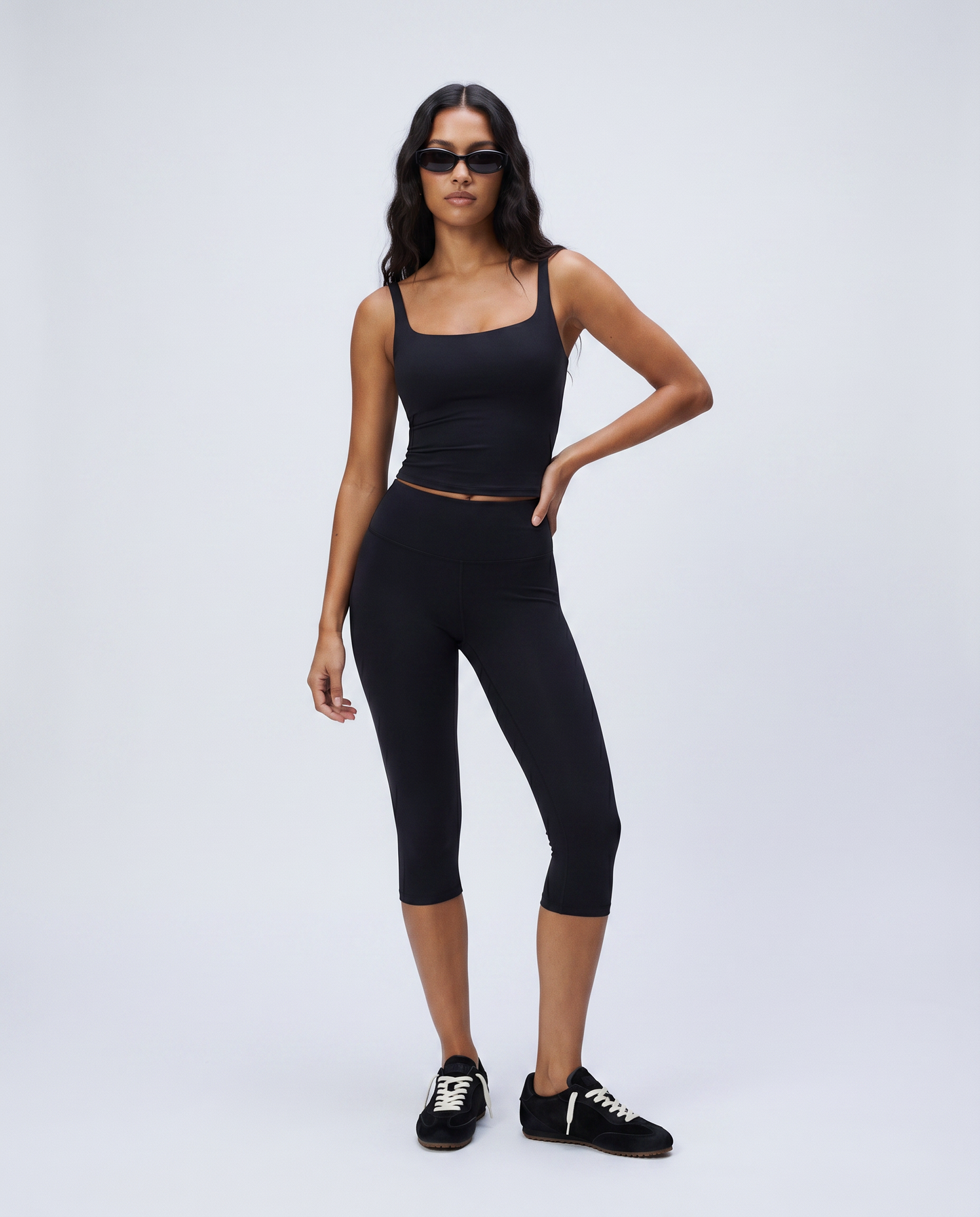 Sculpting Scoop Vest Tank - Black