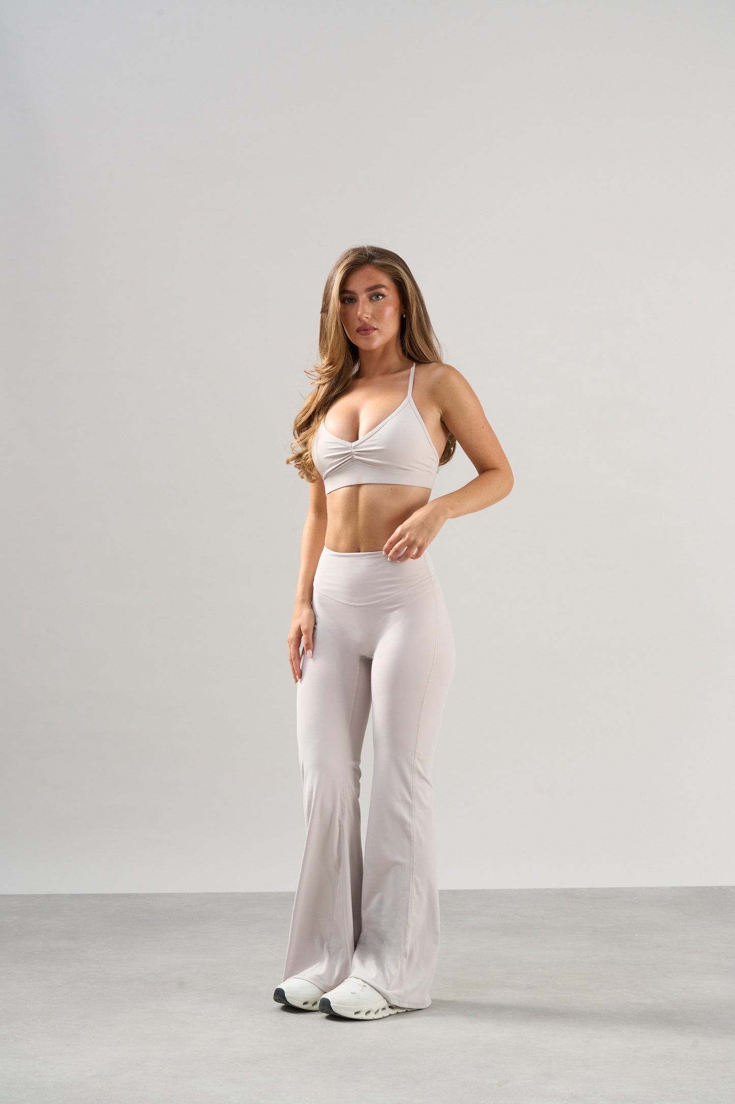 Ultimate Buttersoft Invisi Scrunch Flare Yoga Pants - Clay
